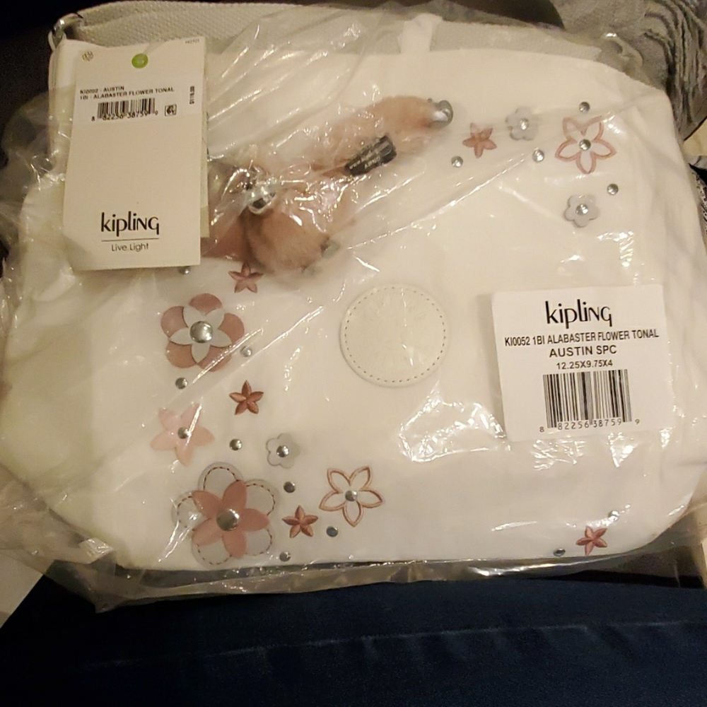 Kipling Austin Crossbody